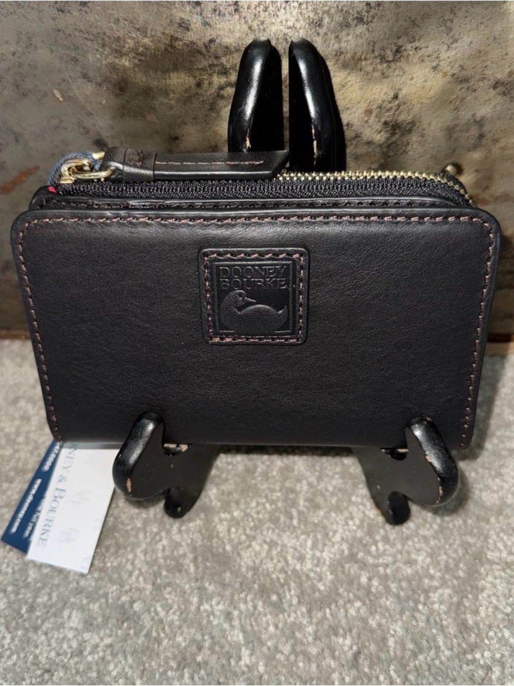 NWT Dooney & Bourke Florentine Wallet in Black